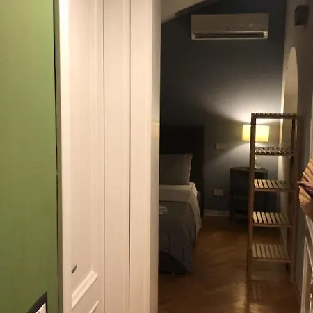 Attico Molto Luminoso アパート