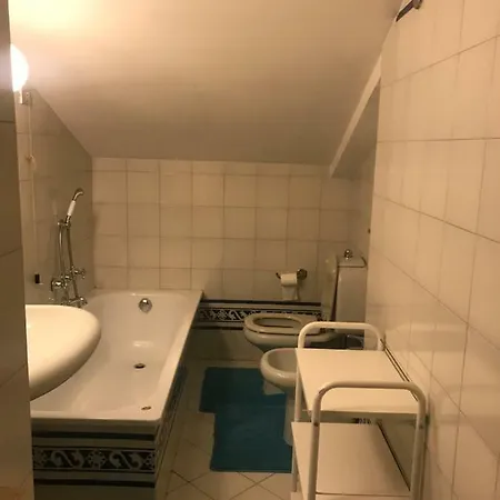 Attico Molto Luminoso アパート *